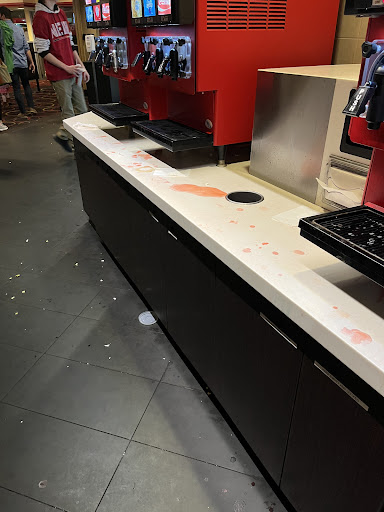 Movie Theater «AMC Marple 10», reviews and photos, 400 S State Rd, Springfield, PA 19064, USA