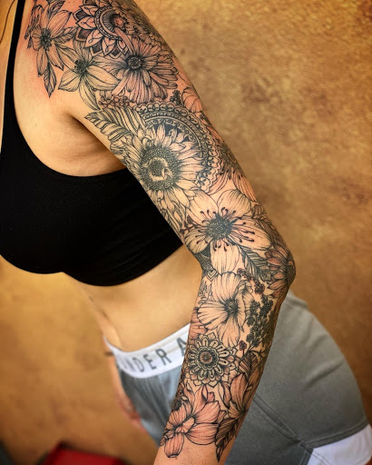 Tattoo Shop «Earthbound Tattoo», reviews and photos, 490 Orange Ave, Sand City, CA 93955, USA