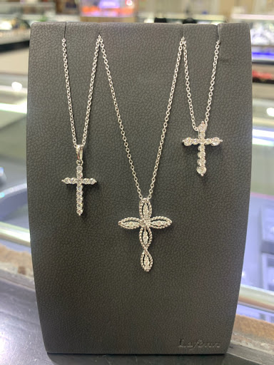 Jewelry Store «Pineforest Jewelry», reviews and photos, 1141 Uvalde Rd, Houston, TX 77015, USA