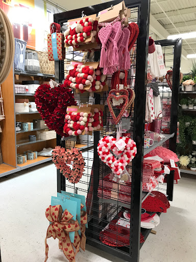 Department Store «T.J. Maxx», reviews and photos, 14 Candlewood Lake Rd, Brookfield, CT 06804, USA