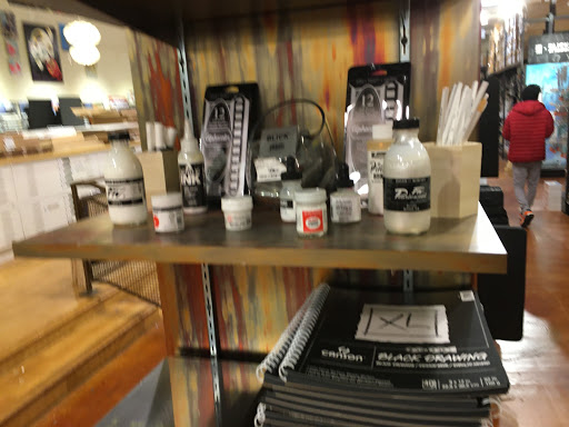 Art Supply Store «Blick Art Materials», reviews and photos, 1330 Chestnut St, Philadelphia, PA 19107, USA