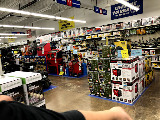 Hardware Store «Harbor Freight Tools», reviews and photos, 22330 S Sterling Blvd STE 101, Sterling, VA 20164, USA