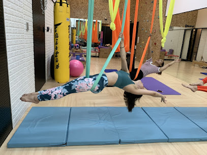 FIRM UP Yoga Fly & Pilates Studio