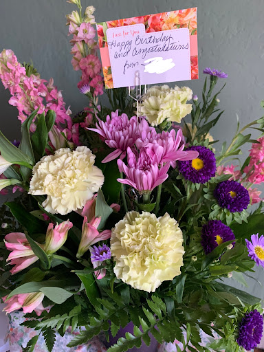 Florist «East Bay Flowers», reviews and photos, 1200 E 14th St, San Leandro, CA 94577, USA