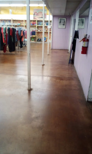 Thrift Store «Casa De Los Ninos Thrift Store», reviews and photos, 1302 E Prince Rd, Tucson, AZ 85719, USA