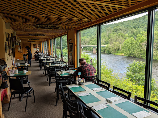 106 Scenic Dr, Lackawaxen, PA 18435, USA