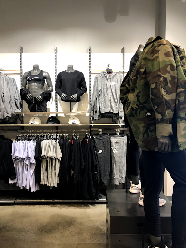 Sporting Goods Store «Nike Factory Store», reviews and photos, 1 Premium Outlet Blvd #699, Tinton Falls, NJ 07753, USA