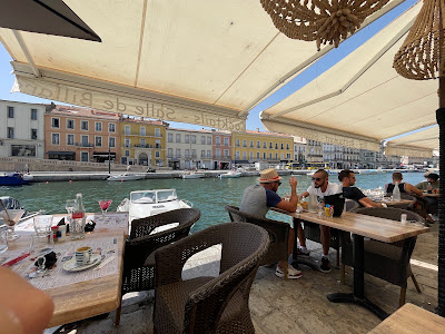 l'Alexandre Café à Sète