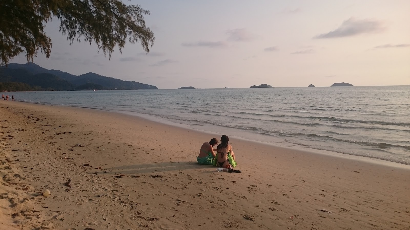 Zdjęcie Klong Prao beach z poziomem czystości wysoki