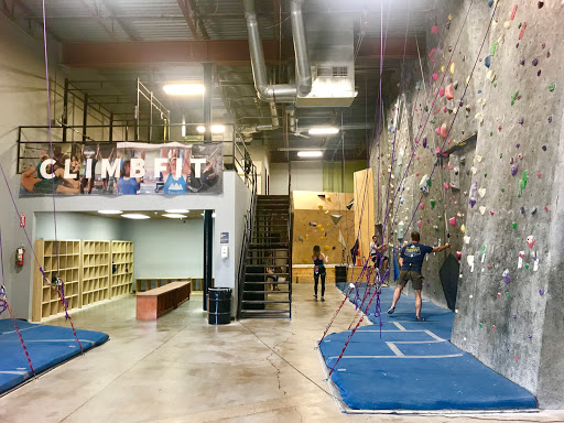 Rock Climbing «Summit Climbing, Yoga & Fitness – Carrollton», reviews and photos, 2389 Midway Rd, Carrollton, TX 75006, USA