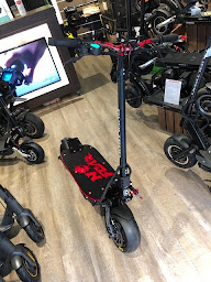 Photo n°4 de RIDE CONCEPT | Vente et Réparation de Trottinette Électrique, Scooter Électrique et Moto Électrique - Lyon 6 à Lyon ()