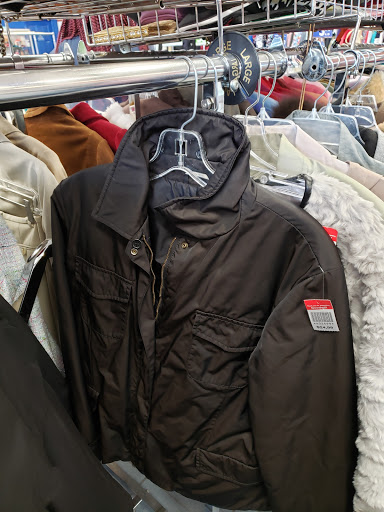 Thrift Store «Goodwill Stamford Store & Donation Station», reviews and photos, 587 Elm St, Stamford, CT 06902, USA