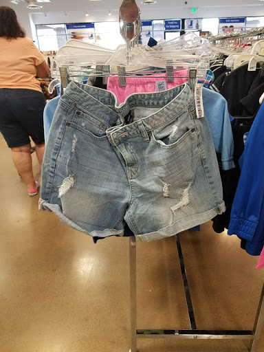 Thrift Store «Goodwill», reviews and photos