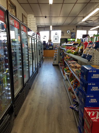 Chinook Country Store