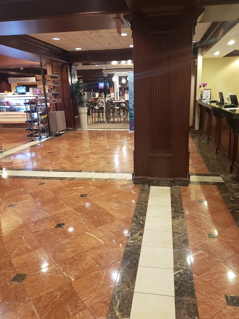 Benton's Grill 30344