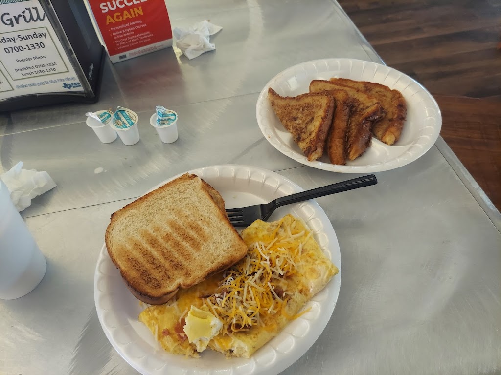 Greenside Grill 78236