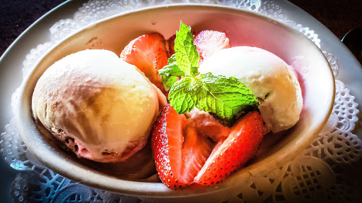 Bistro Pazzo image