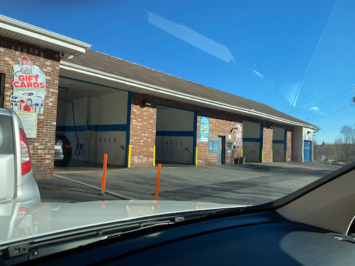 Community Car Wash en Highland