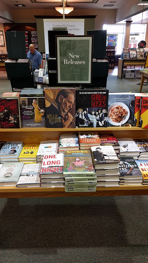 Book Store «Barnes & Noble», reviews and photos, 102 Park Ave #1, Willow Grove, PA 19090, USA