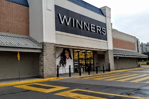 Winners & HomeSense image