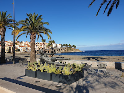 Location appartement de charme a l'ombre des lauriers entre Cerbere et Banyuls. "Meu Descans" à Cerbère