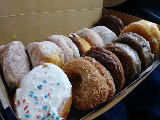 Donut Shop «Jolly Pirate Donuts», reviews and photos, 175 S 30th St, Newark, OH 43055, USA