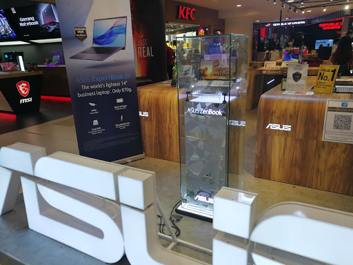 Asus ROG Concept Store Plaza Low Yat