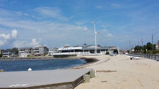 hotels near brant beach yacht club