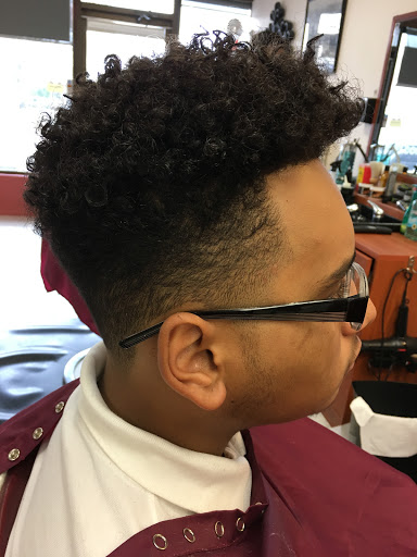 Barber Shop «StarCuts Barbershop», reviews and photos, 4845 Academy Blvd N # B, Colorado Springs, CO 80918, USA