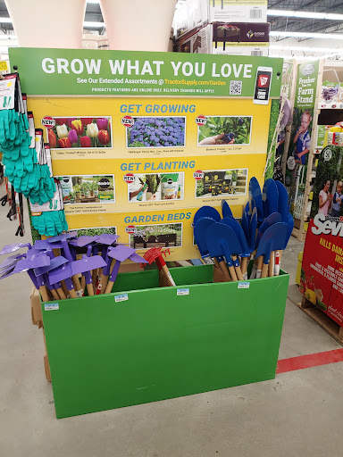 Home Improvement Store «Tractor Supply Co.», reviews and photos, 3184 US-11, Malone, NY 12953, USA