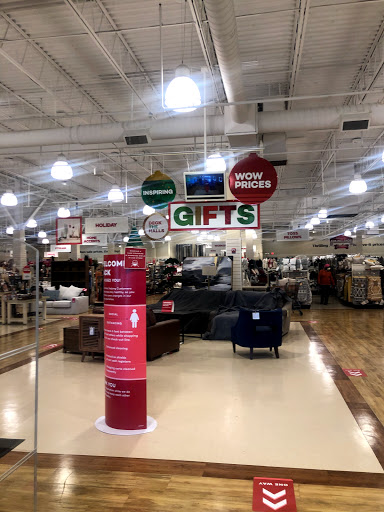 Department Store «HomeGoods», reviews and photos, 162 Everett Ave, Chelsea, MA 02150, USA