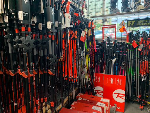 Outdoor Sports Store «2nd Wind Sports», reviews and photos, 202 State St, Hood River, OR 97031, USA