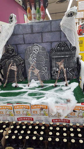 Grocery Store «Superior Grocers», reviews and photos, 3831 Martin Luther King Jr Blvd, Lynwood, CA 90262, USA