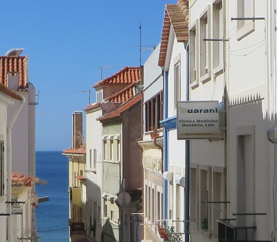 R. dos Pescadores 42-2, 2970-748 Sesimbra, Portugal