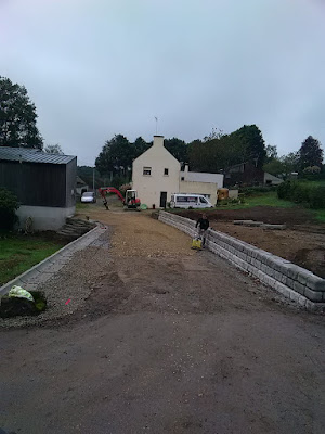 Paulic TP Assainissement/Terrassement/Aménagement extérieur/Enrobé Revêtement sol/Baud/Morbihan/Pontivy/Lorient/Vannes à Baud