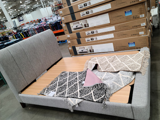 Warehouse store «Costco Wholesale», reviews and photos, 1300 Edwards Ferry Rd NE, Leesburg, VA 20176, USA