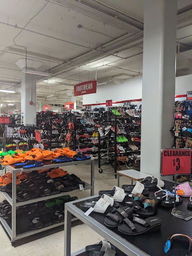 Clothing Store «Forman Mills», reviews and photos, 4411 N Market St, Wilmington, DE 19802, USA