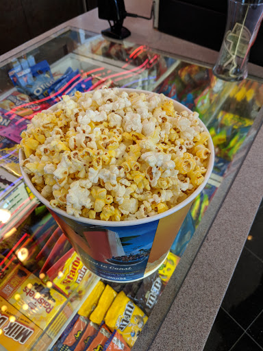 Movie Theater «Edwards Big Newport 6 & RPX», reviews and photos, 300 Newport Center Dr, Newport Beach, CA 92660, USA