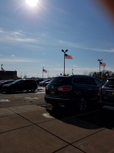 Car Dealer «Whitaker Buick GMC», reviews and photos, 131 19th St SW, Forest Lake, MN 55025, USA