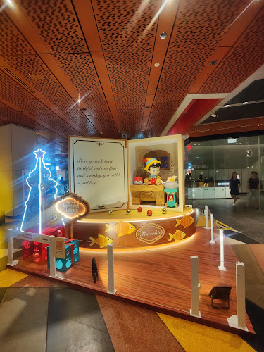 N Bridge Rd, #01-16 Funan 107, Singapore 179105