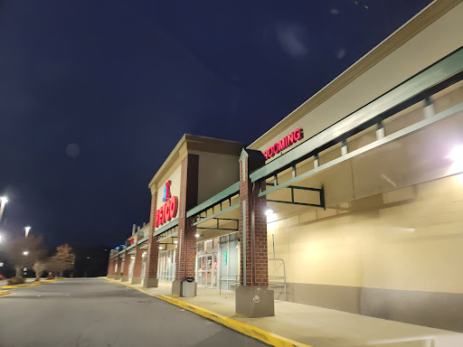 Pet Supply Store «Petco Animal Supplies», reviews and photos, 8909 Branch Ave d, Clinton, MD 20735, USA