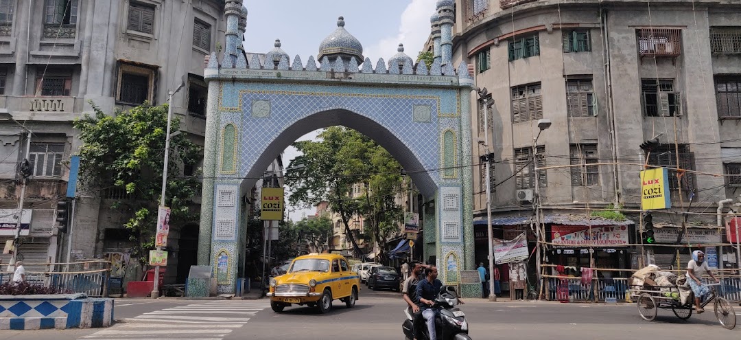 Nakhoda Masjid Pillar