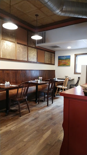 Restaurant «Uptowne Cafe», reviews and photos, 1217 Caledonia St, La Crosse, WI 54603, USA