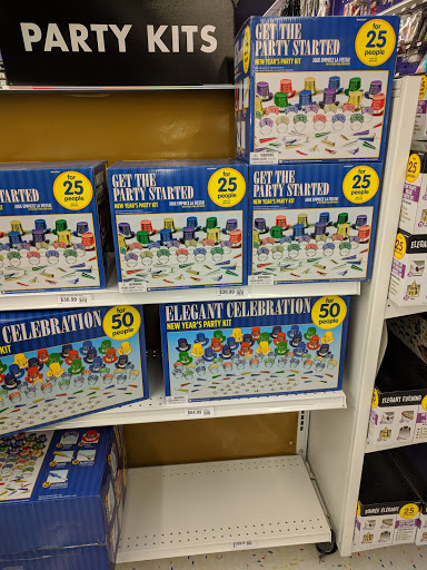 Party Store «Party City», reviews and photos