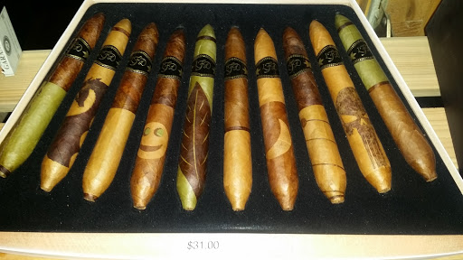 Cigar Shop «2nd Street Cigar Lounge and Gallery», reviews and photos, 124 W 2nd St, Los Angeles, CA 90012, USA