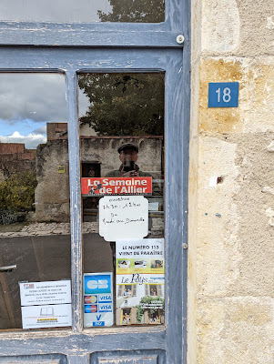 Boulangerie Locale à Charroux