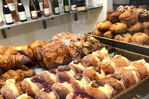 St. JOHN Bakery Neal's Yard