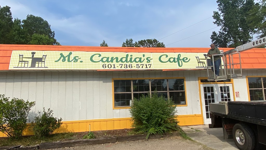 Ms. Candia’s Café 39483