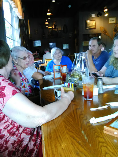 American Restaurant «Cracker Barrel Old Country Store», reviews and photos, 6050 National Rd E, Richmond, IN 47374, USA