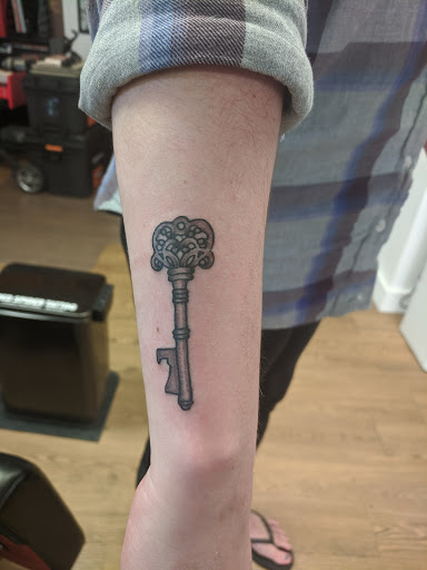 Explore bladder cancer tattoo ideas, creative tattoo ideas in Putnam, available at Red Spider Tattoo